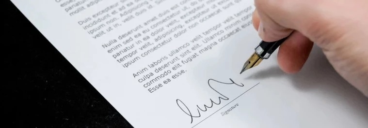 Sigetracker: Central de Rastreamento Veicular e Geração Simplificada de Contratos em PDF